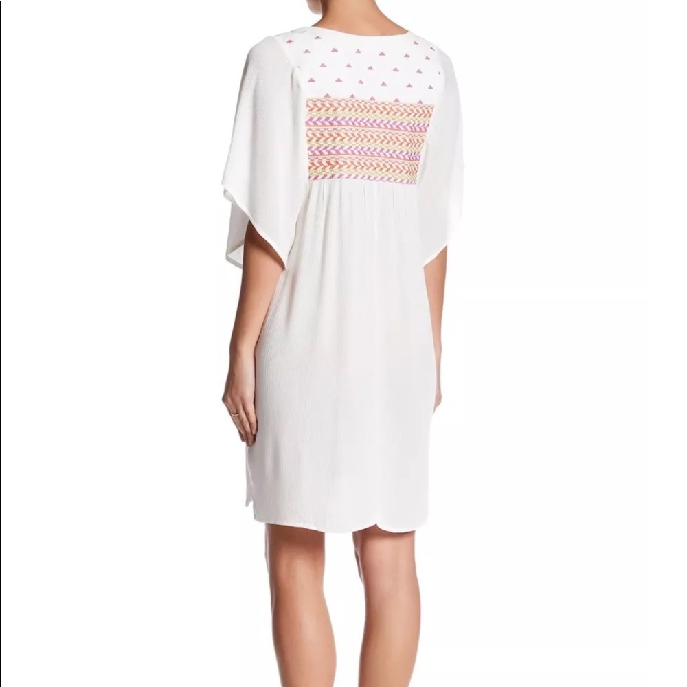 Love Stitch Embroidered Dress Size M NWT - Picture 2 of 6